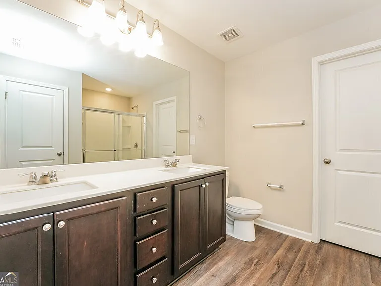3735 Newbury Place Dr — Photo 13