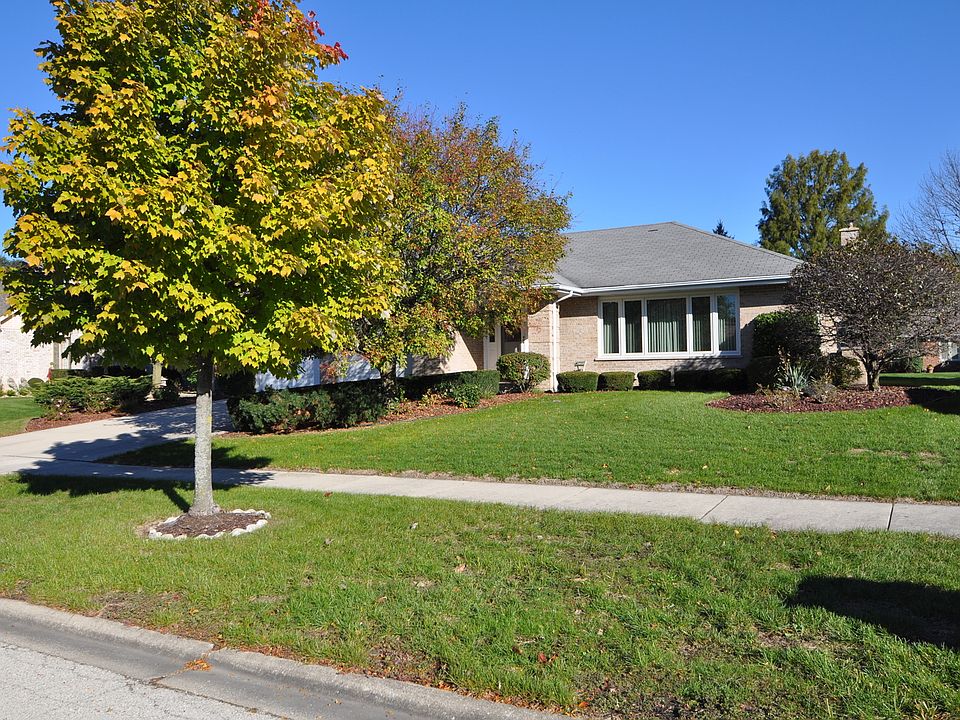 1st image of 10620 Wildwood Dr