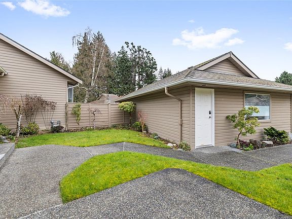 2nd image of 529 Johnstone Rd #38