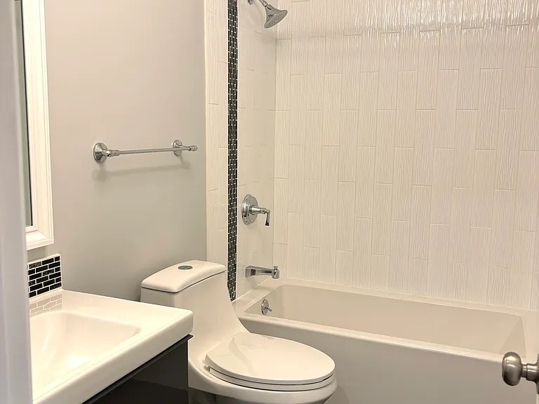 19 Greenbriar Dr — Photo 13