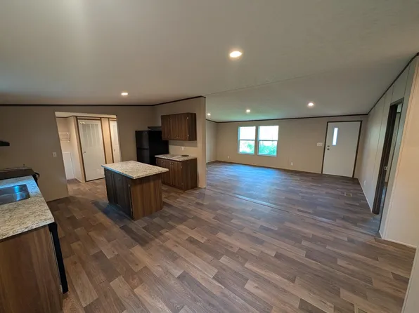 64 14th St, Santa Rosa Beach, FL 32459