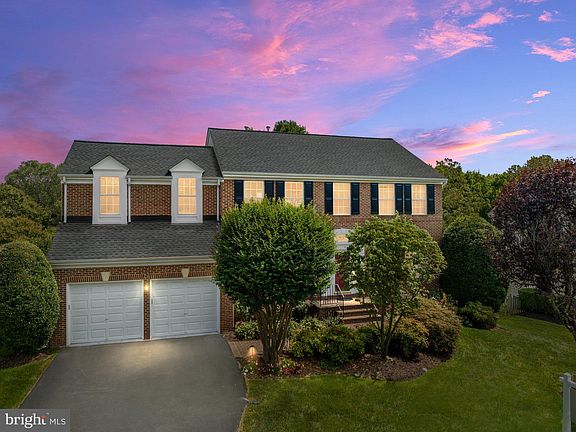 2nd image of 5203 Whisper Willow Dr