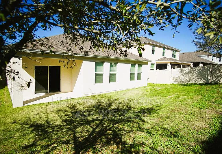 1427 Cabot Dr — Photo 24