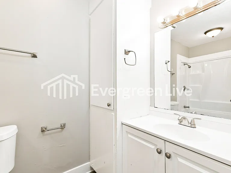 2839 Fallbrook Dr — Photo 12