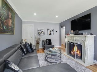 111 Lyon St, Valley Stream, NY 11580