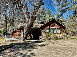 54059 Montgomery St, Idyllwild, CA 92549