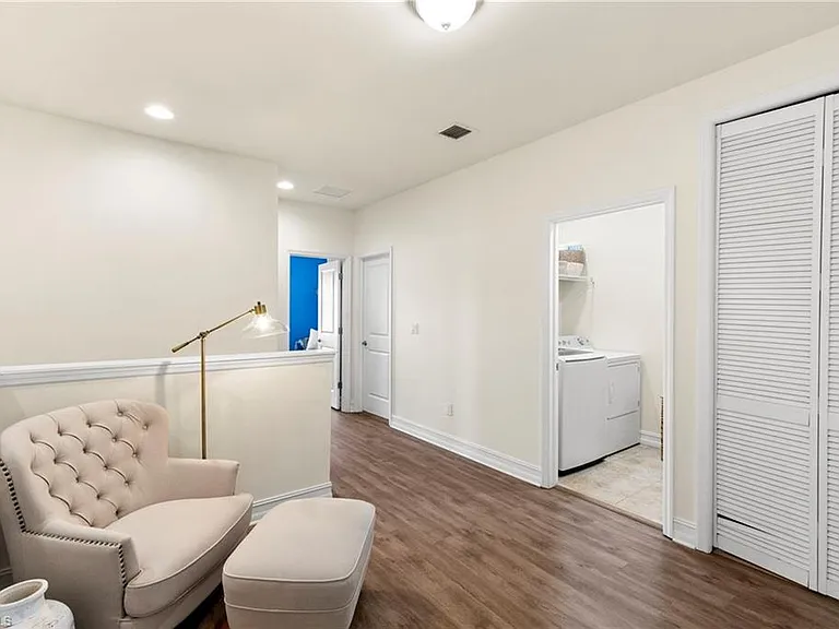 7797 Bristol Cir — Photo 8