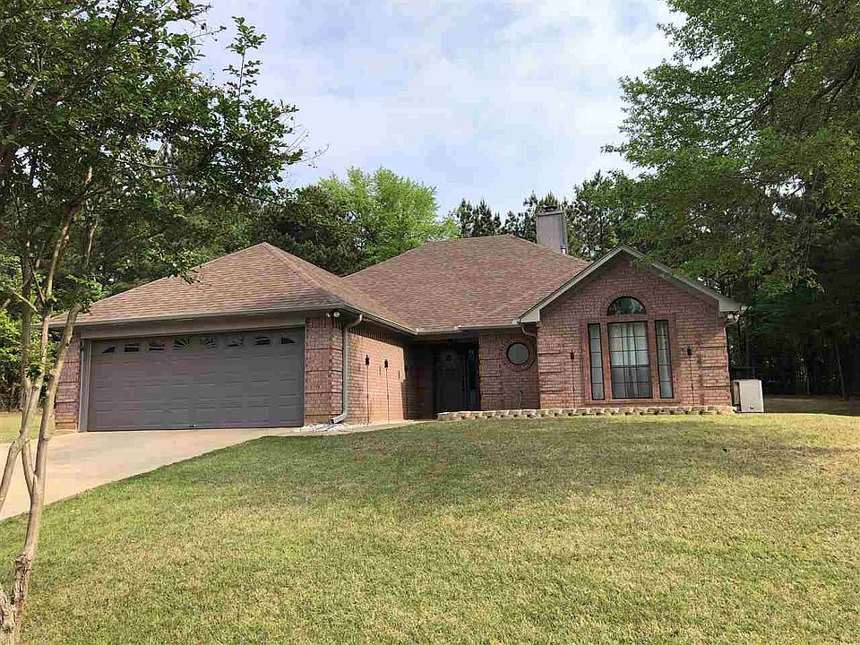 1st image of 709 Willow Oak Dr