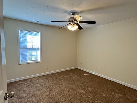 5th image of 3709 Damien Dr #230