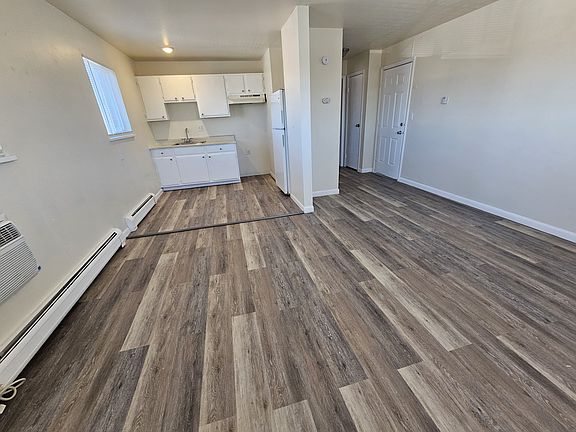 2nd image of 1677 Geneva St APT 7