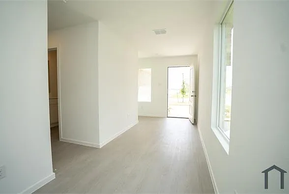 1204 Canyon Wren Dr — Photo 26