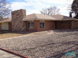2209 W Fulkerson Dr, Roswell, NM 88203