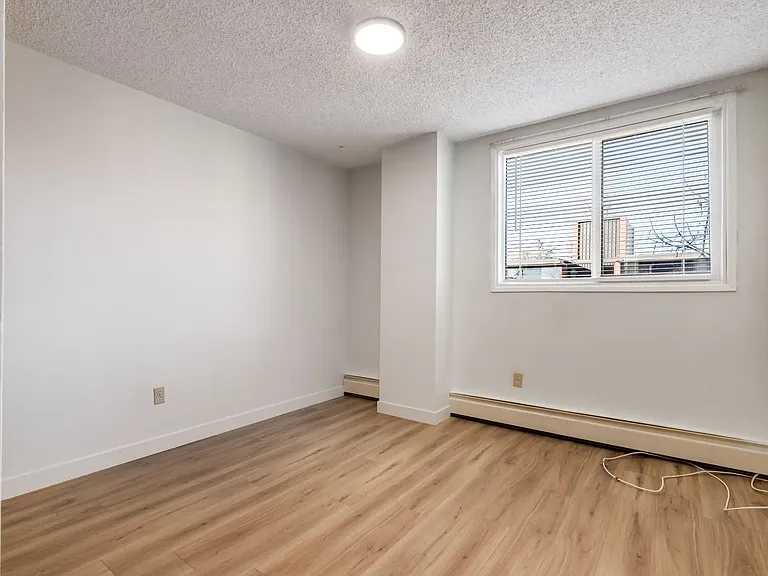 505 56th Ave SW #215 — Photo 13