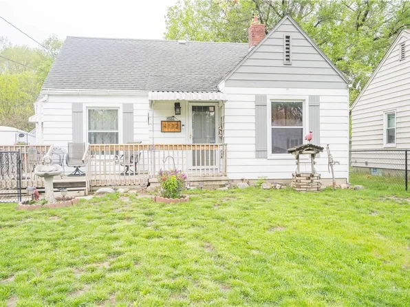 4132 12th St, Des Moines, IA 50313