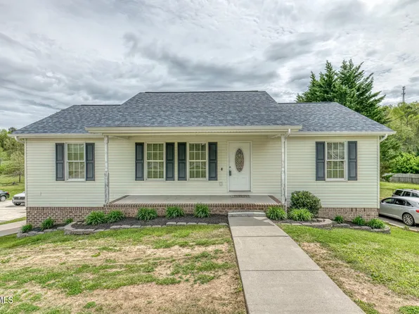 153 Hunters Run Ln, Mt Carmel, TN 37645