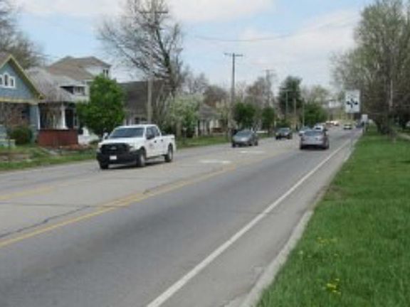Exterior Neighborhood (street photo)