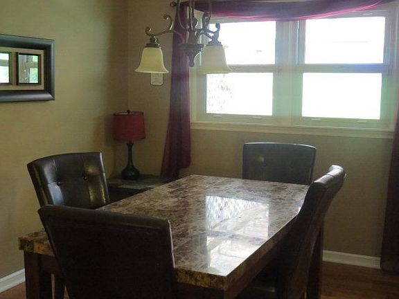5th image of 432 Brookhill Dr