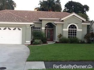 1919 E Crown Pointe Blvd, Naples, FL 34112