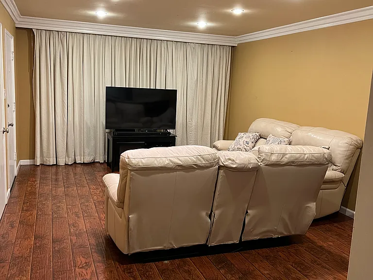 13830 Burbank Blvd #A — Photo 21