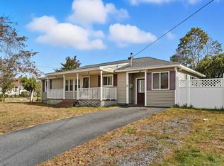 2 Fox Meadow Rd, Nashua, NH 03060