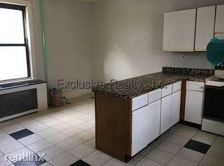 28R Middle St, Newton, MA 02458