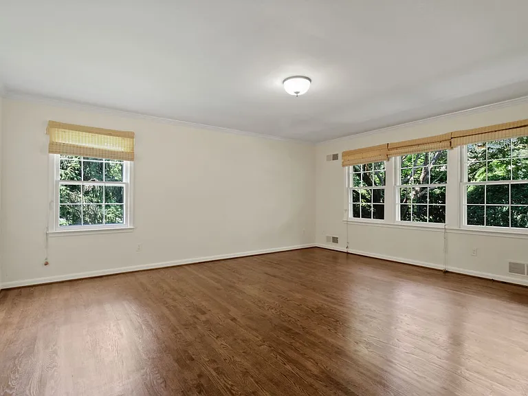 11009 Cripplegate Rd — Photo 21
