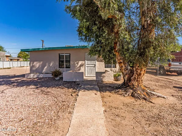 758 W Paris Promenade, Tucson, AZ 85705