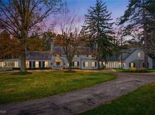 2431 Som Center Rd, Hunting Valley, OH 44022