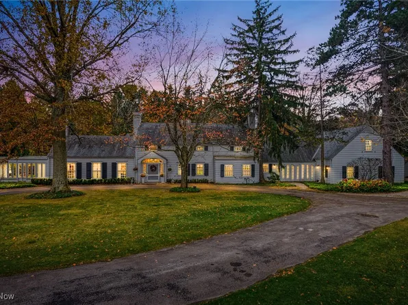 2431 Som Center Rd, Hunting Valley, OH 44022