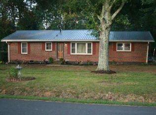 8 Green Acre Rd, Rome, GA 30165