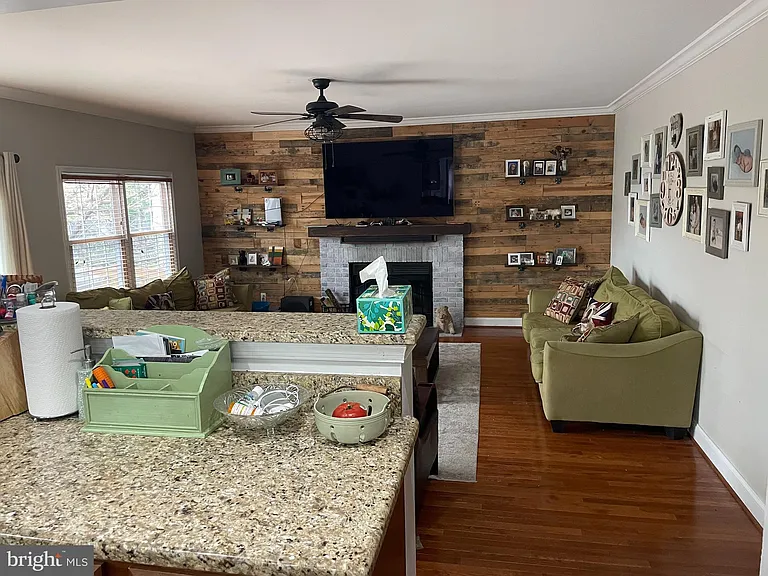 20671 Stillpond Ct — Photo 4