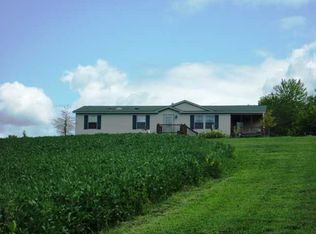 5689 Dix Rd, Coggon, IA 52218