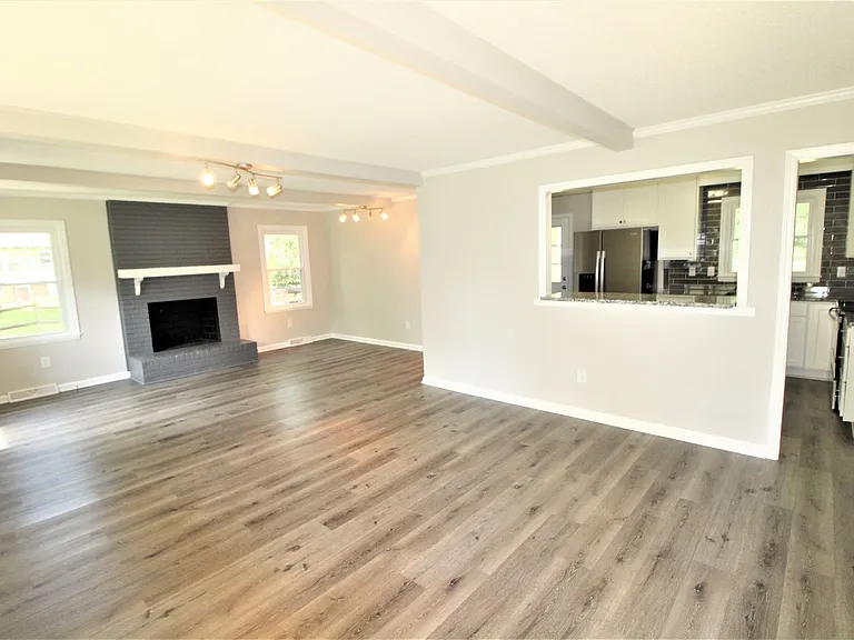 12011 Merriweather Dr — Photo 5