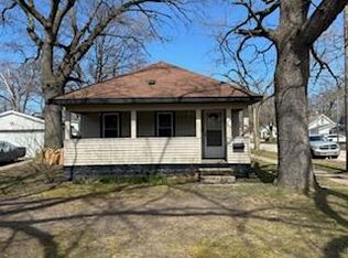 32 Crescent Ave, Muskegon Heights, MI