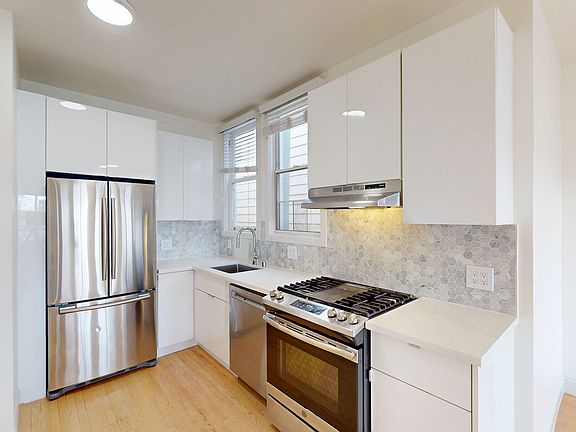 2nd image of 1575 Sacramento St APT 9