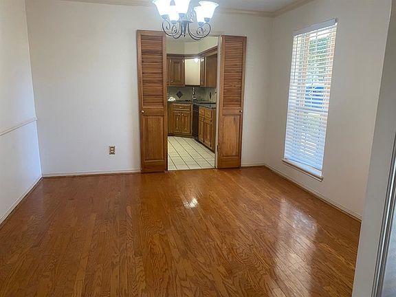 4th image of 11418 Galbreath Dr