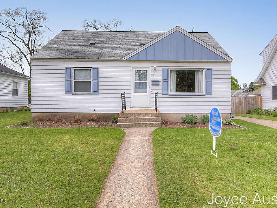 1st image of 2451 Glenbrook Ave SW