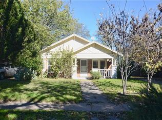 916 Panhandle St, Denton, TX 76201