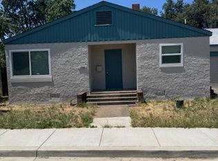 1916 8th St, Redding, CA 96001