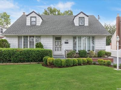 136 Berry St, Valley Stream, NY, 11580