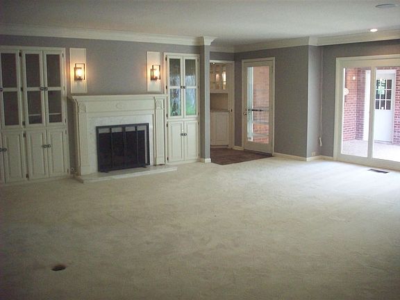 5th image of 4202 Driftwood Dr