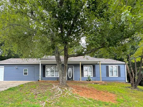 321 Knollwood Ln, Woodstock, GA 30188