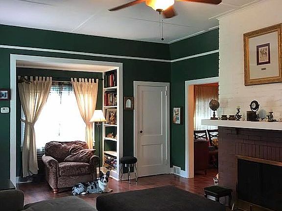 5th image of 825 Boggs Ave