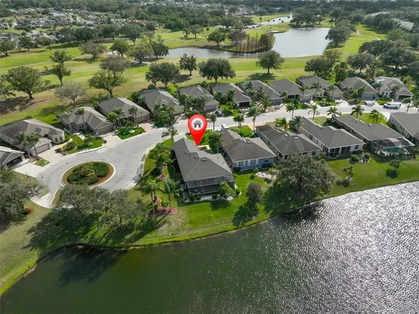 711 Camellia Green Dr, Sun City Center, FL 33573