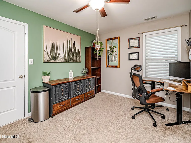 113 Sedgewood Ct — Photo 46