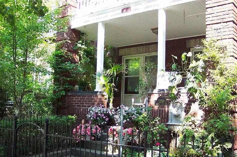 2208 Murray Hill Rd — Photo 1