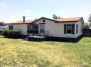 405 E Pecan Ave, Iowa Park, TX 76367