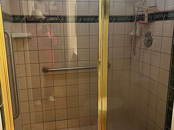 5th image of 2740 W 12th Pl