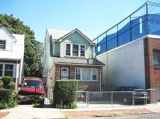 11645 195th St, Saint Albans, NY 11412