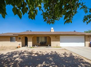 15237 Navajo Rd, Apple Valley, CA 92307